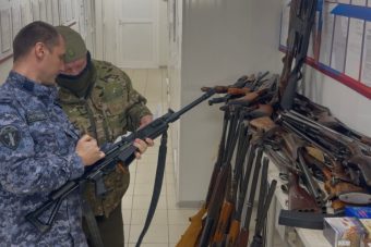 Из Тверской области в зону СВО переданы десятки единиц охотничьего оружия