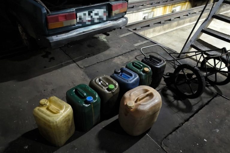 Машинист локомотивного депо воровал топливо в Тверской области