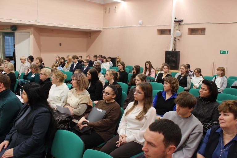 Школьники Тверской области решали, как сохранить природные богатства региона