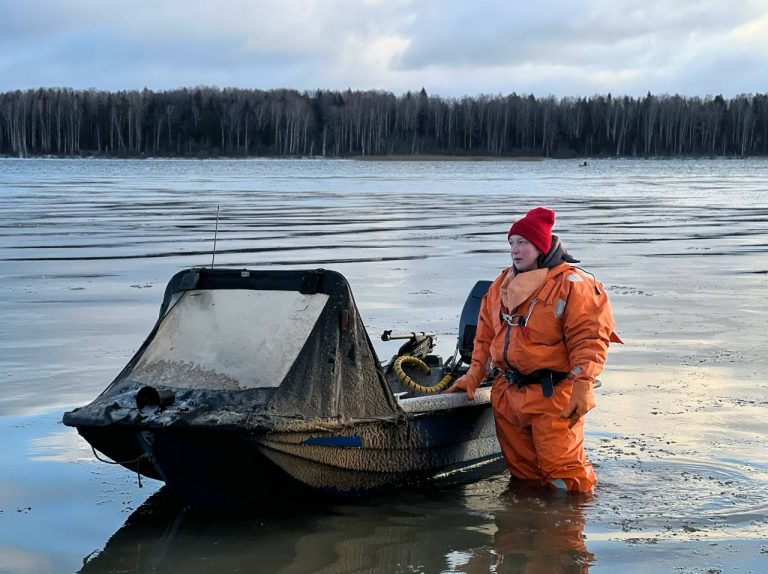 Опубликованы фото поисковых работ после авиакатастрофы Ан-22