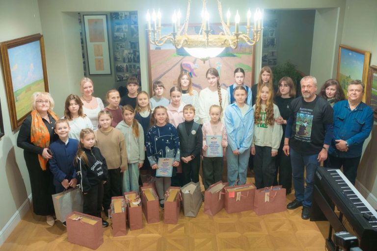 В Твери состоялась церемония награждения финалистов конкурса книжной иллюстрации «В кругу друзей»