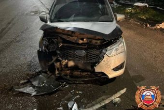 В Тверской области водитель ВАЗа устроил ДТП с пострадавшими, объезжая припаркованные машины