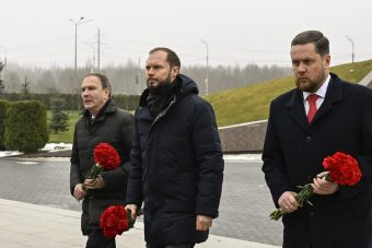 Врио губернатора Тверской области возложил цветы к мемориалу Советскому солдату под Ржевом