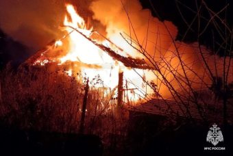 В Тверской области эпично полыхала баня