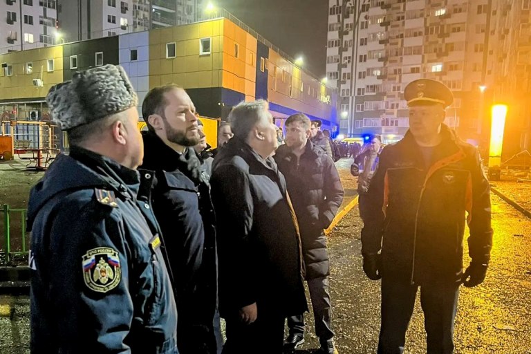 Семь человек, включая ребенка, пострадали при атаке БПЛА в Твери