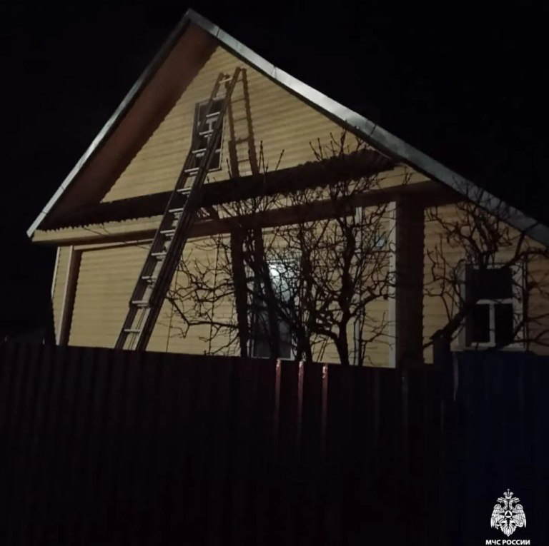 Женщина погибла при пожаре в Тверской области