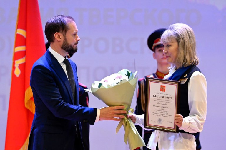 В Твери отпраздновали 82-летие Суворовского военного училища