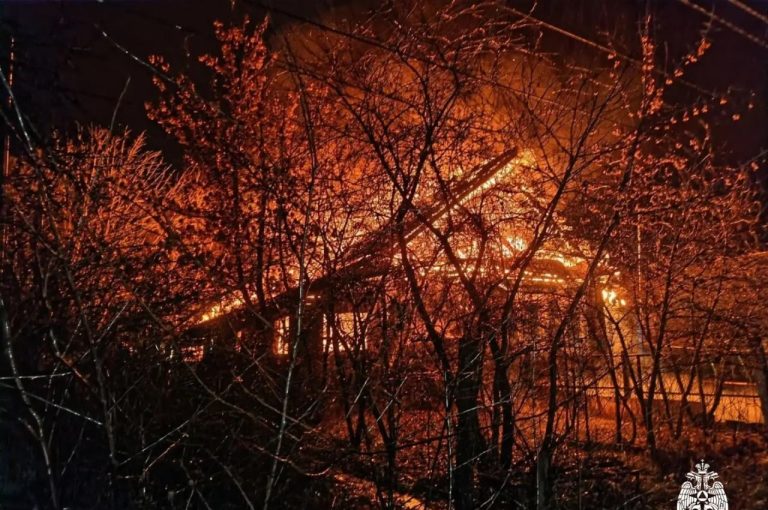 На Черкасской улице в Твери произошёл пожар в жилом доме