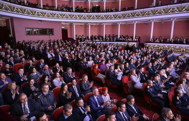 Виталий Королев поблагодарил жителей Верхневолжья за единство в решении задач, поставленных главой государства