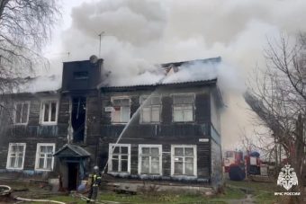 Двухэтажный жилой дом горел в Заволжском районе Твери Двухэтажный жилой дом горел в Заволжском районе Твери