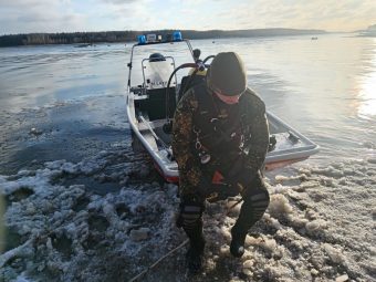 Опубликованы фото поисковых работ после авиакатастрофы Ан-22 Опубликованы фото поисковых работ после авиакатастрофы Ан-22