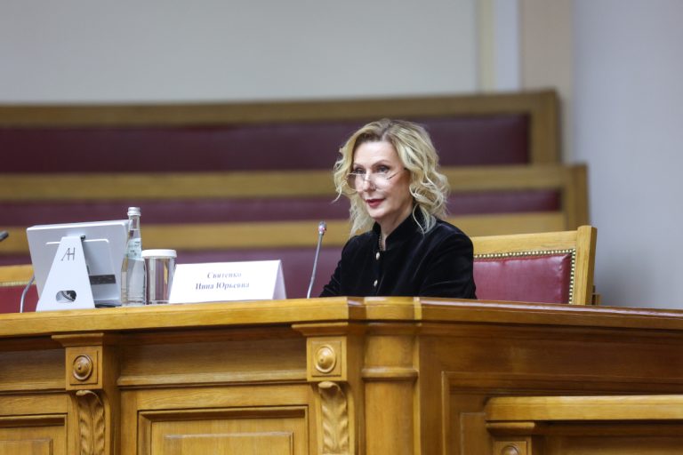 Союз дизайна и традиций: «Торжокские золотошвеи» вновь покорили международный форум в Санкт-Петербурге