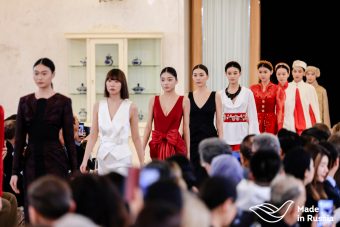 И в Пекине, и в Москве одновременно: мода «Торжокских золотошвей» объединяет и вдохновляет