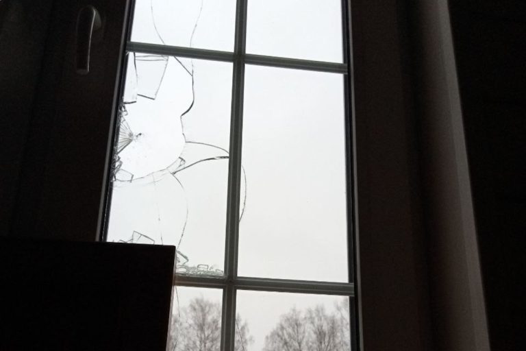 В Тверской области неадекват устроил погром на территории храма