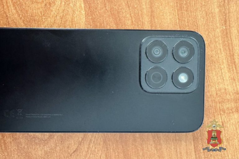 Житель Твери заработал срок, украв телефон в автобусе