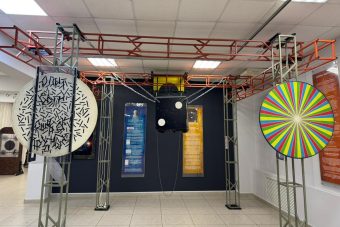 Мир научных приключений: в Твери открылась интерактивная выставка «Яблоко Ньютона»