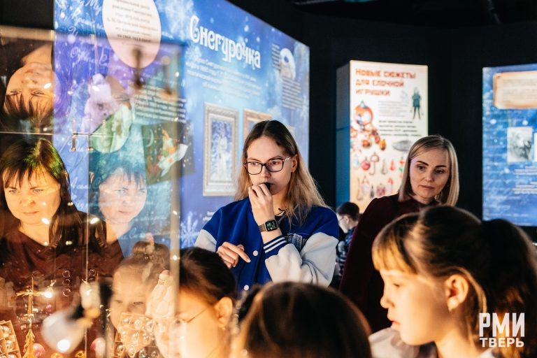 В Твери открылись праздничные выставки, интересные для семей с детьми
