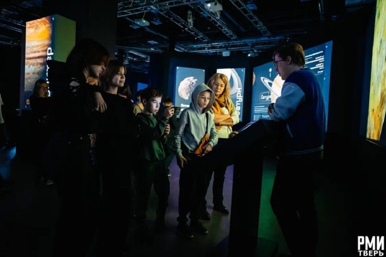 В Твери открылись праздничные выставки, интересные для семей с детьми