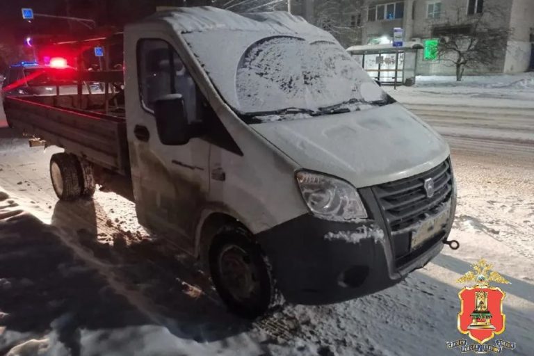 Пьяный водитель «Газели» рассекал по городу в Тверской области