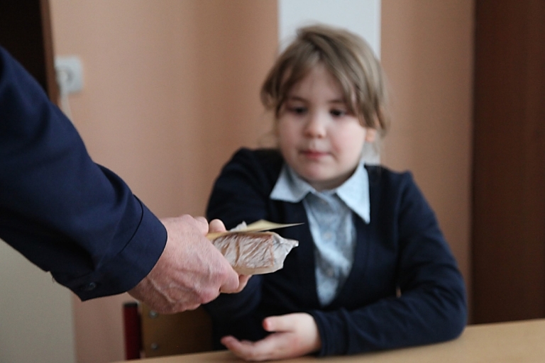 В Твери представитель СК России и кадеты рассказали школьникам о блокаде Ленинграда