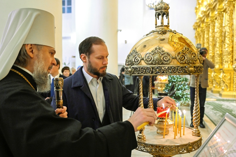 Глава Тверской области посетил Рождественское праздничное бдение в Спасо-Преображенском кафедральном соборе