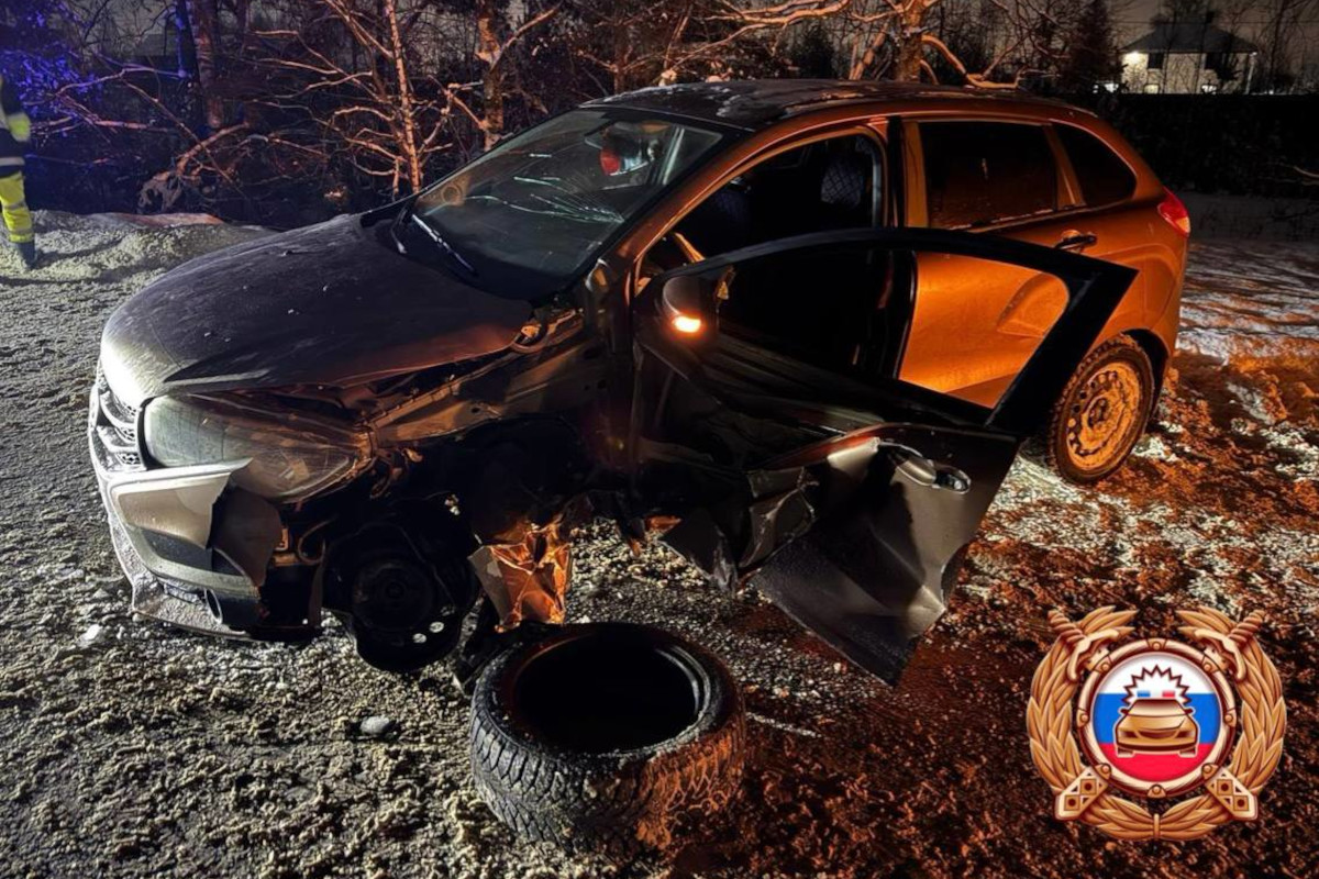 Под Тверью в лобовом столкновении двух авто пострадала семилетняя девочка