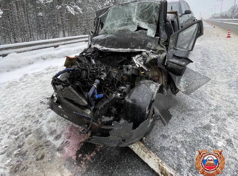 Молодой водитель пострадал в тройном ДТП на М-11 в Тверской области