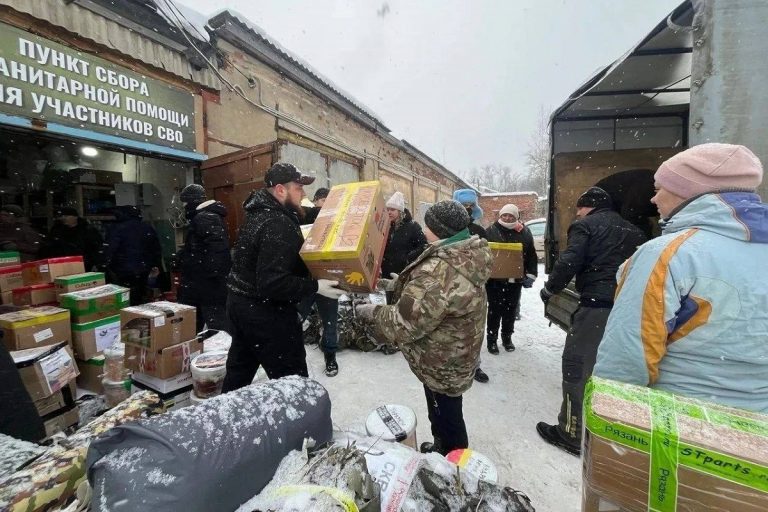 32 ящика мандаринов: из Тверской области в зону СВО отправился очередной гуманитарный конвой