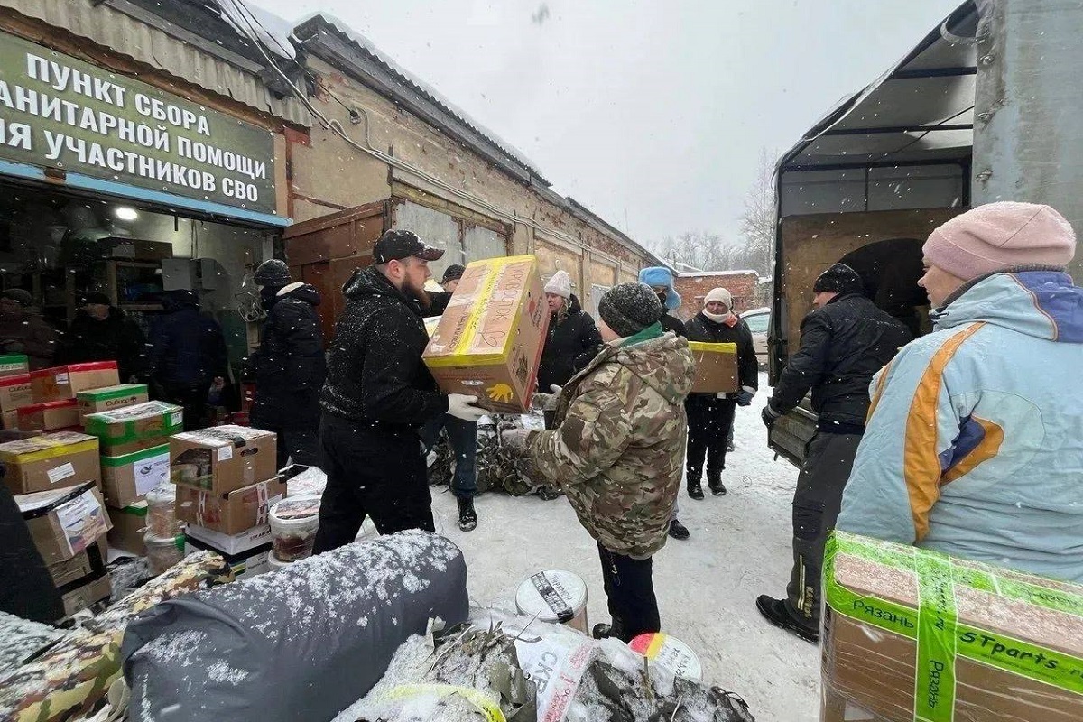 32 ящика мандаринов: из Тверской области в зону СВО отправился очередной гуманитарный конвой