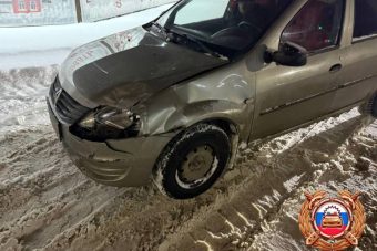 Под Тверью автоледи на легковушке «догнала» внедорожник