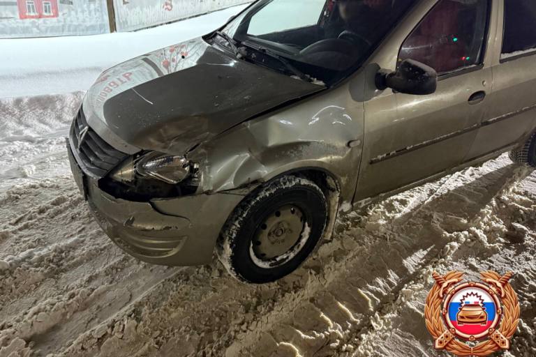 Под Тверью автоледи на легковушке «догнала» внедорожник