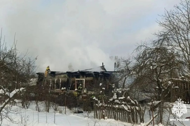 Женщина погибла при пожаре в Тверской области