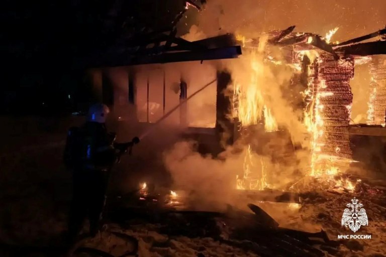 В Тверской области сгорел дотла жилой дом