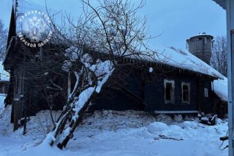 Два человека погибли при пожаре в Тверской области