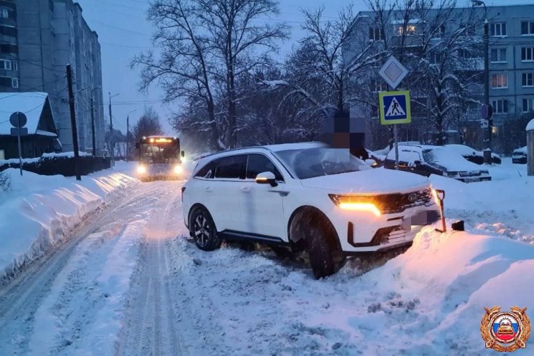 На пешеходном переходе в Твери сбили 11-летнюю девочку