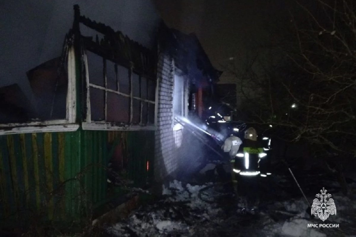 Жилой дом горел в Тверской области