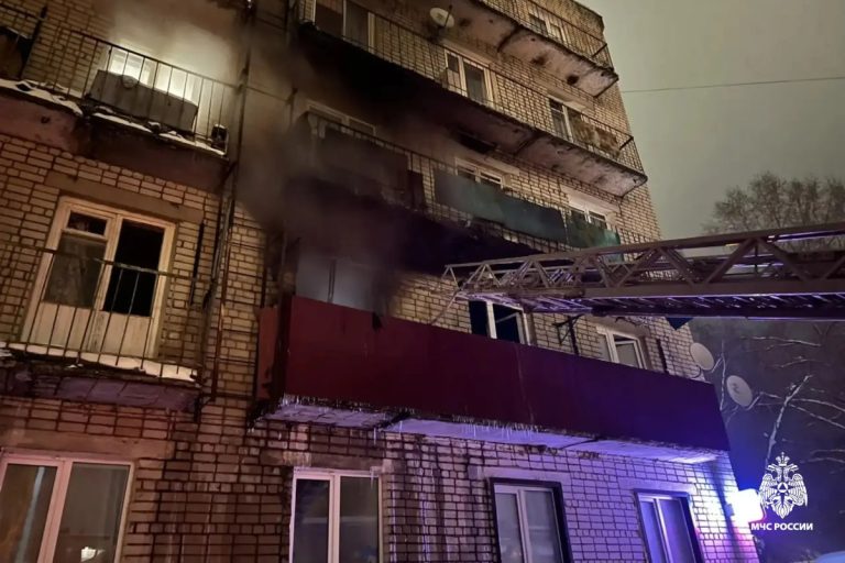 В Старице из-за неисправного телевизора чуть не погибли трое человек