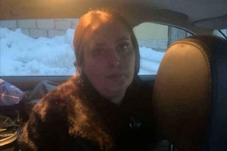 Цыганки торговали поддельной икрой и красной рыбой в Твери