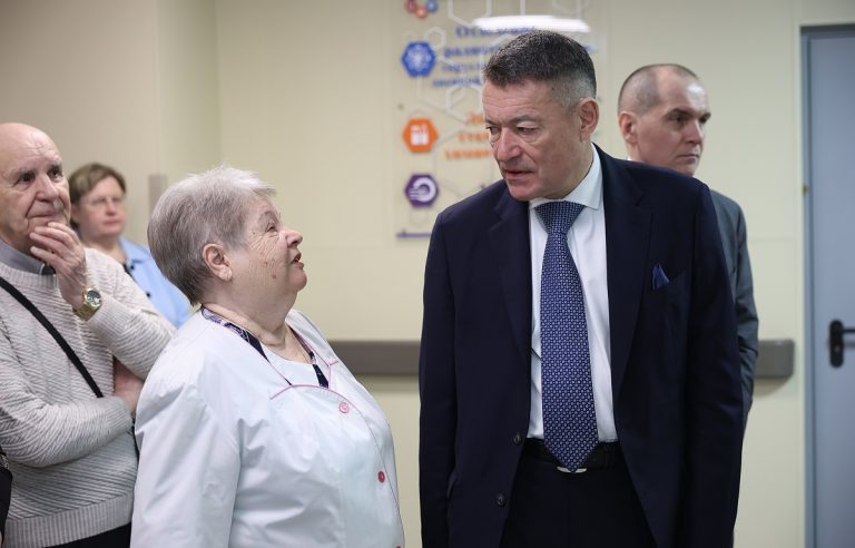 Тверской областной онкодиспансер отмечает 80-летие