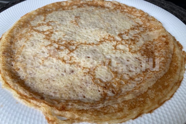 Роспотребнадзор назвал безопасную порцию блинов на Масленицу