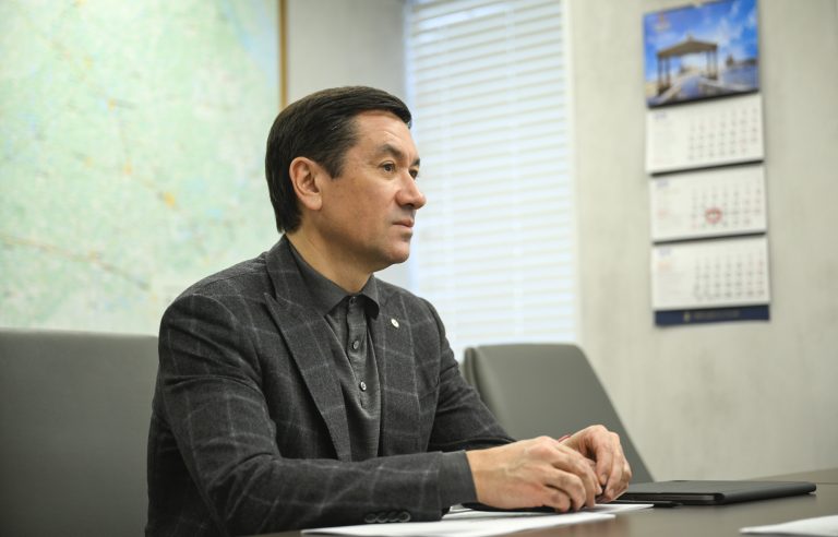 Виталий Королев обсудил со Сбером направления партнерства в регионе