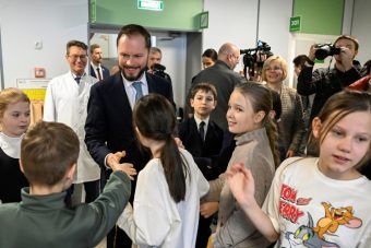 Глава Тверской области открыл новую детскую поликлинику в Торжке