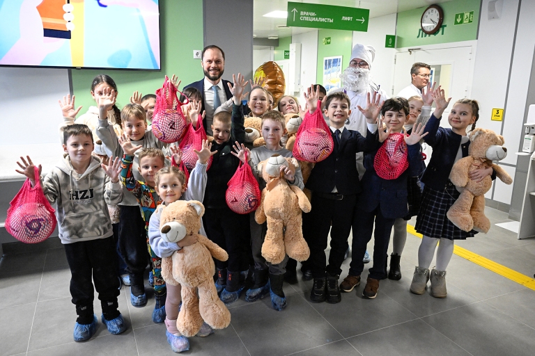 Глава Тверской области открыл новую детскую поликлинику в Торжке