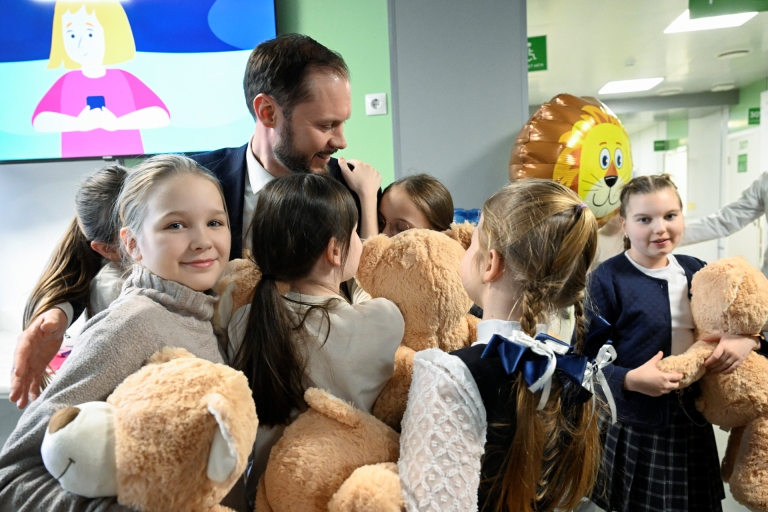 Глава Тверской области открыл новую детскую поликлинику в Торжке