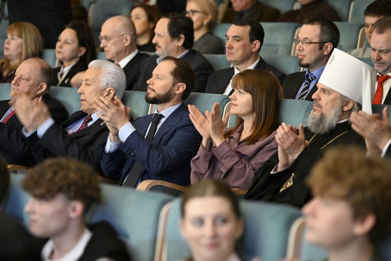 Инфопортал Tverigrad.ru отмечен наградой конкурса журналистского мастерства "Грани"