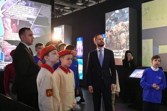 В Твери открылась мультимедийная выставка, посвященная подвигам героев СВО В Твери открылась мультимедийная выставка, посвященная подвигам героев СВО