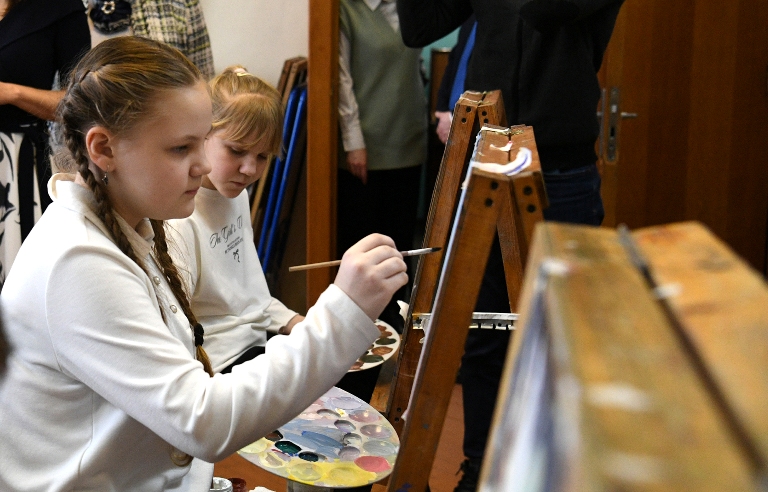 Глава Тверской области поручил помочь детской школе искусств в Кимрах