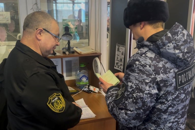 В Твери начались проверки охраны в школах и детсадах