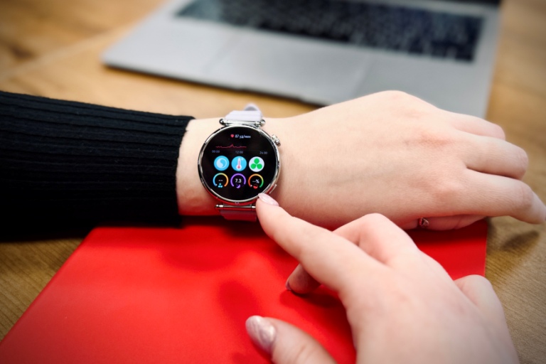 МТС выяснила, какие умные часы и колонки чаще всего сдают по трейд-ин в Тверской области