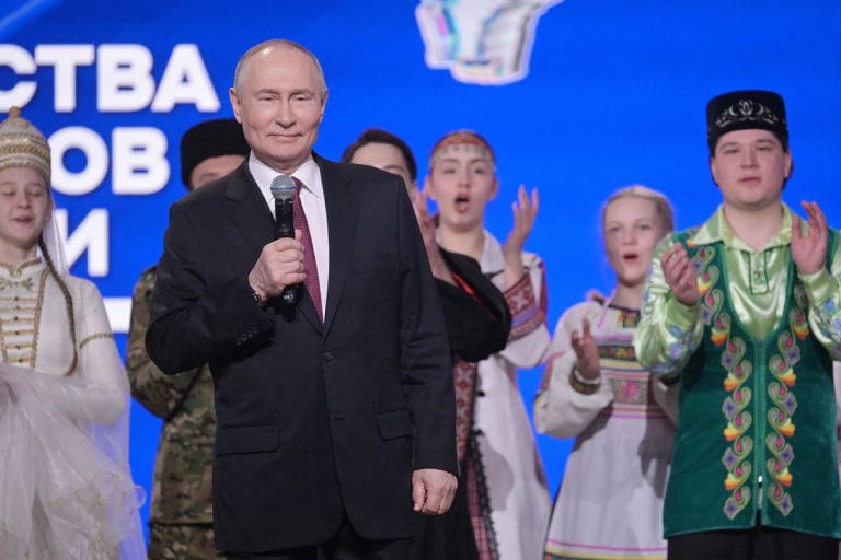 Объединённые идеей: «Торжокские золотошвеи» поучаствовали в открытии Года единства в РФ